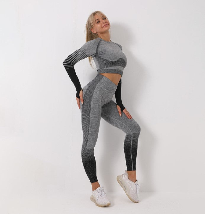 Women Seamless yoga sports and fitness clothing suit