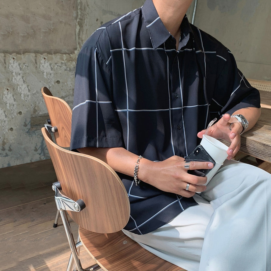 Men’s Korean trend loose Plaid short-sleeved shirt