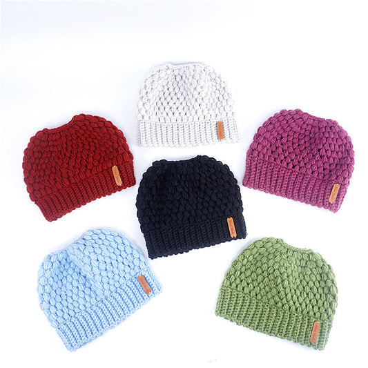 Women winter knitted hat