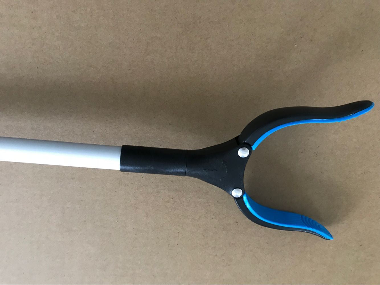 Convenient, foldable picker