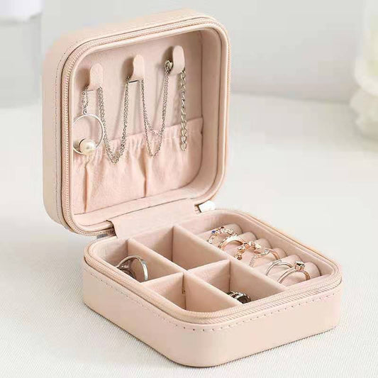 Portable small jewelry box - Watch & Jewelry